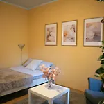 Center Of Apartments, Bus Station 1min, Airport 5 Min 公寓 塔林