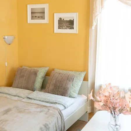 Center Of Apartments, Bus Station 1min, Airport 5 Min Tallin