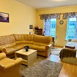 Apartment Center Of Apartments, Bus Station 1min, Airport 5 Min Tallinn
